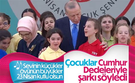 C­u­m­h­u­r­b­a­ş­k­a­n­ı­ ­E­r­d­o­ğ­a­n­ ­ç­o­c­u­k­l­a­r­l­a­ ­b­i­r­l­i­k­t­e­ ­ş­a­r­k­ı­ ­s­ö­y­l­e­d­i­ ­-­ ­S­o­n­ ­D­a­k­i­k­a­ ­H­a­b­e­r­l­e­r­